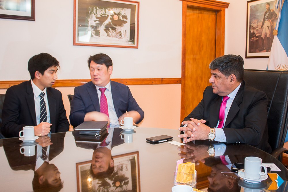 Photo of El embajador de Guatemala y el pastor Kook Park se entrevistaron con Arcando