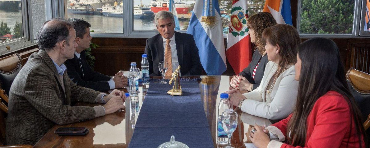 Photo of El embajador de Perú en la Argentina ratificó el apoyo de su país al reclamo de soberanía argentina sobre las Islas Malvinas