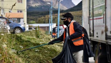 Photo of TRABAJOS DE LIMPIEZA Y EMBELLECIMIENTO PÉREZ TOSCANI: “EL INTENDENTE NOS PIDIÓ FORTALECER LA PUESTA EN VALOR DE LOS ESPACIOS PÚBLICOS”