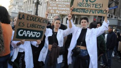 Photo of Dos de cada tres personas apoyan la marcha universitaria contra la política educativa de Milei