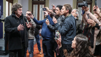 Photo of La polémica detrás del intento del gobierno de revivir el carné para periodistas