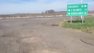 Photo of “Es un peligro total”: un productor mostró el estado deplorable de una ruta argentina y se volvió viral