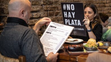 Photo of Menú “no hay plata” y combo “anticasta”. Las estrategias de los restaurantes para hacer frente a la crisis