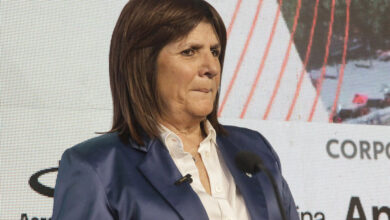 Photo of ¿Qué dijo Bullrich sobre la contratación de micros para el acto de Parque Lezama?