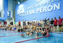 Photo of Con deportistas de toda la provincia comenzó en Río Grande el Campus de Natación