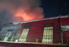 Photo of La Boca: al menos 50 personas fueron evacuadas y 11 resultaron intoxicadas por un incendio que destruyó un conventillo