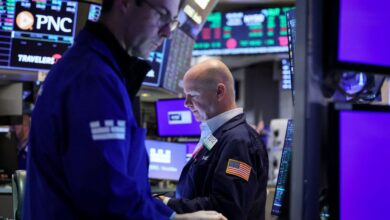 Photo of Wall Street: bajaron el S&P 500 y el Nasdaq, pero el Dow Jones coronó un nuevo récord