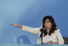 Photo of Cristina confirmó que quiere ser presidenta del PJ y buscan que Quintela se baje​Cristina confirmó que quiere ser presidenta del PJ y buscan que Quintela se baje 