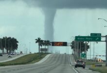 Photo of Huracán Milton: las impactantes imágenes que registra el fenómeno meteorológico en su llegada a Florida