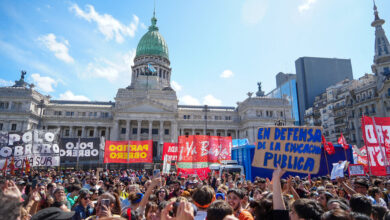 Photo of Protesta y represión frente al Congreso, crónica de una lucha que continúa