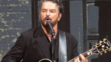 Photo of El regreso de Ricardo Arjona: la operación que casi lo retira y el emotivo nuevo disco dedicado a su padre y a su infancia