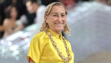 Photo of Miuccia Prada, la italiana que dejó las ciencias políticas para convertirse en uno de los personajes más famosos del mundo de la moda