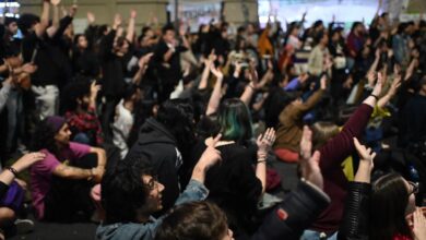 Photo of Estudiantes tomaron la Facultad de Filosofía y Letras de la UBA en reclamo al veto a la ley de Financiamiento Universitario