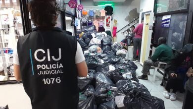 Photo of Ciudad: el multimillonario valor estimado para la mercadería ilegal decomisada en los allanamientos de Once