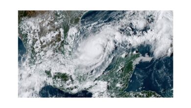 Photo of El huracán Milton llega a categoría 5 y avanza a paso demoledor con olas de hasta siete metros