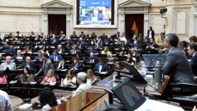 Photo of Veto a la ley de financiamiento universitario: el oficialismo celebró y la oposición los acusó de «darle la espalda al pueblo»