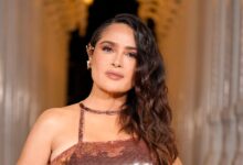 Photo of Salma Hayek: entre el realismo mágico de la cotidianeidad y las anécdotas desopilantes de su etapa como productora