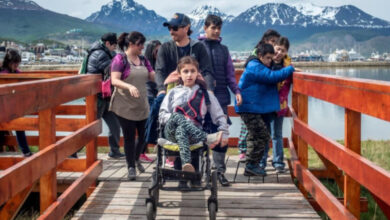 Photo of ESTUDIANTES DE LA KAYÚ CHÉNÈN REALIZARON UNA CAMINATA RECREATIVA ORGANIZADA POR EL IMD