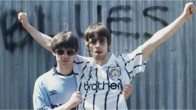 Photo of ¿Oasis cervecero? La increíble foto de la banda inglesa con un hincha de Quilmes en su primera visita al país