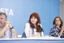 Photo of Ficha limpia: el PJ denuncia “proscripción” y sale en defensa de Cristina Kirchner
