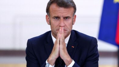 Photo of El gobierno de Francia quiere eliminar dos feriados para ayudar a “sanear las finanzas públicas”
