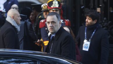 Photo of Adorni no quiso responder preguntas para evitar el escándalo de las valijas​Adorni no quiso responder preguntas para evitar el escándalo de las valijas 