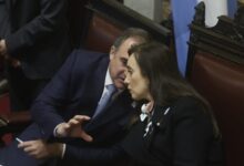 Photo of La oposición con quórum con el apoyo de los gobernadores y el peronismo presiona para que voten el proyecto de jubilados​La oposición con quórum con el apoyo de los gobernadores y el peronismo presiona para que voten el proyecto de jubilados 