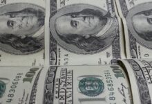 Photo of Dólar hoy: el blue sube $30 y alcanza los $1330