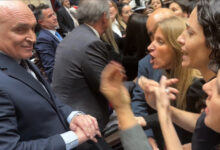 Photo of Un límite al odio: Espert fue repudiado y denunciado en pleno debate de Diputados