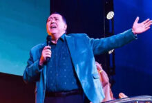Photo of La Justicia investiga la milagrosa conversión de pesos a dólares del pastor que visitó Milei