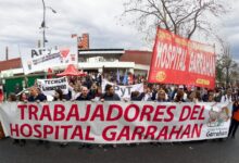 Photo of Paro y abrazo simbólico en el Garrahan