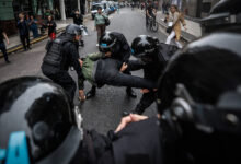 Photo of Sobreseyeron a las 16 personas que quedaban imputadas por «intimidación pública» en la marcha contra la Ley Bases