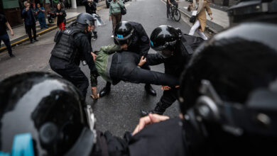 Photo of Sobreseyeron a las 16 personas que quedaban imputadas por «intimidación pública» en la marcha contra la Ley Bases