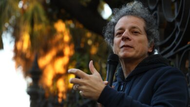 Photo of Gabriel Di Meglio, en la vereda del Histórico: “Nuestro patrimonio y nuestra historia están en juego”