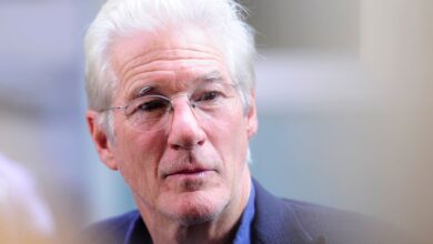 Photo of La hija de Paul Simon le declaró la guerra a Richard Gere: “Ojalá los cuerpos de mis mascotas muertas te persigan”