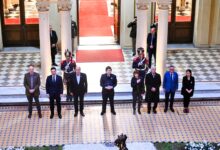 Photo of Para ganar tiempo y recuperar aliados, el Gobierno retrasa los vetos y busca abrir una negociación con gobernadores