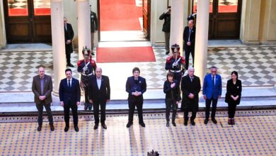 Photo of Para ganar tiempo y recuperar aliados, el Gobierno retrasa los vetos y busca abrir una negociación con gobernadores