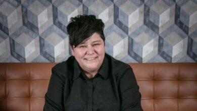 Photo of Perdió su trabajo y hoy es multimillonaria gracias a una inversión de 300 dólares: quién es Bobbie Racette