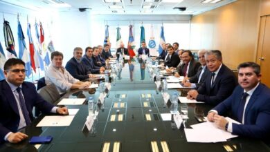 Photo of Gobernadores en pie de guerra: de la furia por el recorte de fondos al desafío electoral de Javier Milei