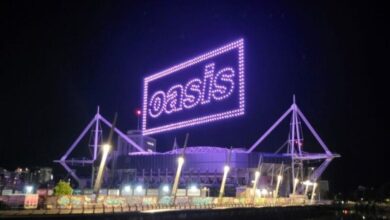 Photo of Oasis anticipó su primer show de la gira reunión con un espectacular show de drones
