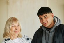Photo of De niño estuvo tres años desaparecido pero la difusión de su foto en una factura de teléfono puso fin al enigma: “Necesito saber quién me cuidó”