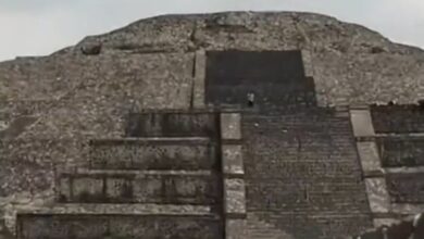 Photo of Un hombre empezó a disparar desde la cima de la pirámide de Teotihuacán: mató a una turista y se suicidó