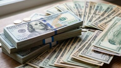 Photo of Dólar hoy, dólar blue hoy, precio en vivo: el riesgo país se ubica en 553 puntos este viernes 24 de abril