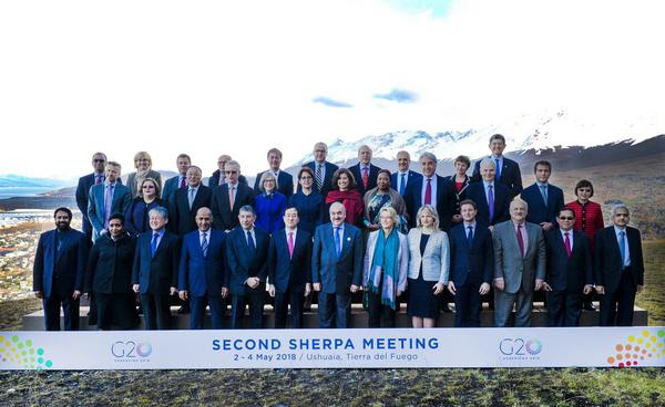 Photo of G20: FUNCIONARIOS Y SOCIEDAD CIVIL SE REÚNEN EN USHUAIA