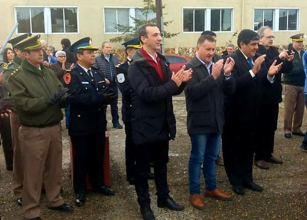 Photo of LA RED SOLIDARIA TIERRA DEL FUEGO RINDIÓ HOMENAJE A LOS BOMBEROS EN SU DÍA