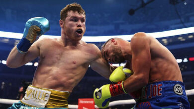 Photo of «CANELO» ÁLVAREZ ACABÓ CON EL INVICTO DE SAUNDERS FRENTE A UNA MULTITUD QUE DESAFÍA LA PANDEMIA