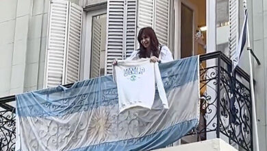 Photo of Cristina Kirchner y otro gesto en apoyo a la marcha universitaria