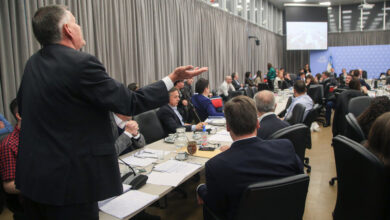 Photo of El oficialismo cuenta los votos para aprobar la ley Bases y el pacto fiscal