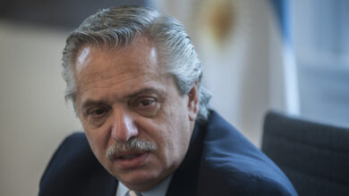 Photo of Alberto Fernández, más complicado en el escándalo de los seguros