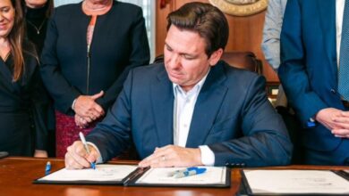 Photo of Ron DeSantis firmó una ley que podría beneficiar a quienes buscan comprar un auto en Florida: cuándo entra en vigor